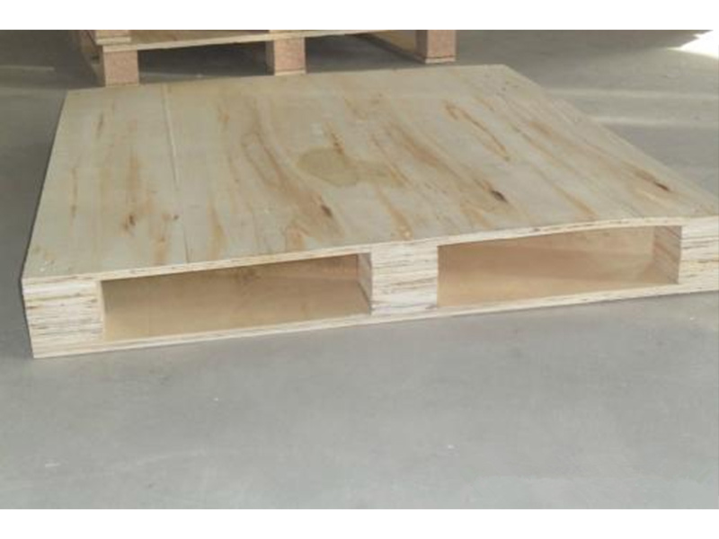 实木托盘木卡板的尺寸要配合运输工具的规格尺寸